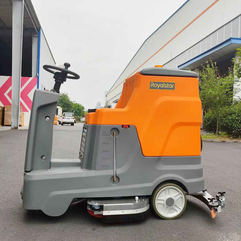 工業(yè)洗地機(jī)為建筑和企業(yè)帶來(lái)的全新選擇 工業(yè)洗地機(jī)為建筑和企業(yè)帶來(lái)的全新選擇.jpg